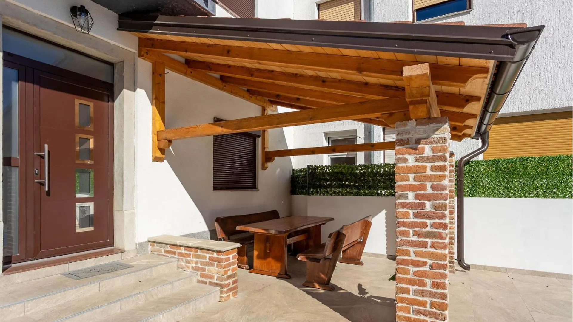 2 Bedroom Awesome Home In Novi Vinodolski Holiday home